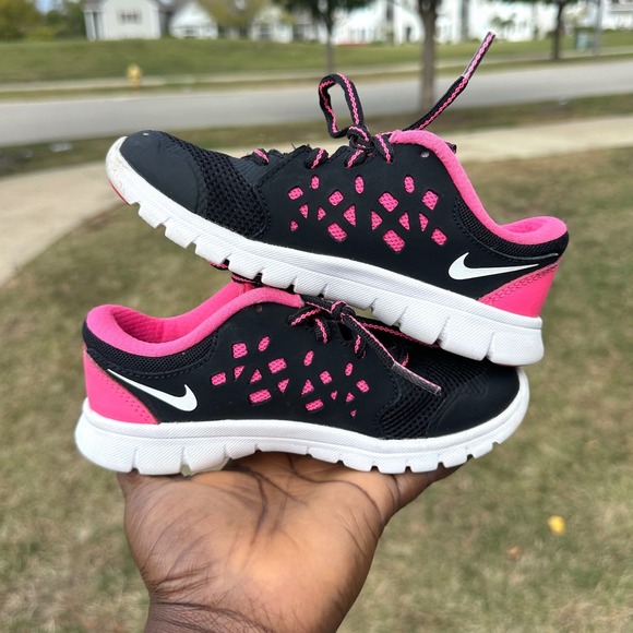 Nike Kids Flex 2015 Run Toddler Girl Athletic Shoes Size 11 Black/White/Pink Pow - Picture 13 of 13